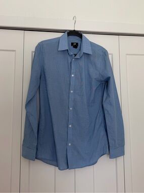 H&M Slim Fit Light Blue Long Sleeve Dress Shirt